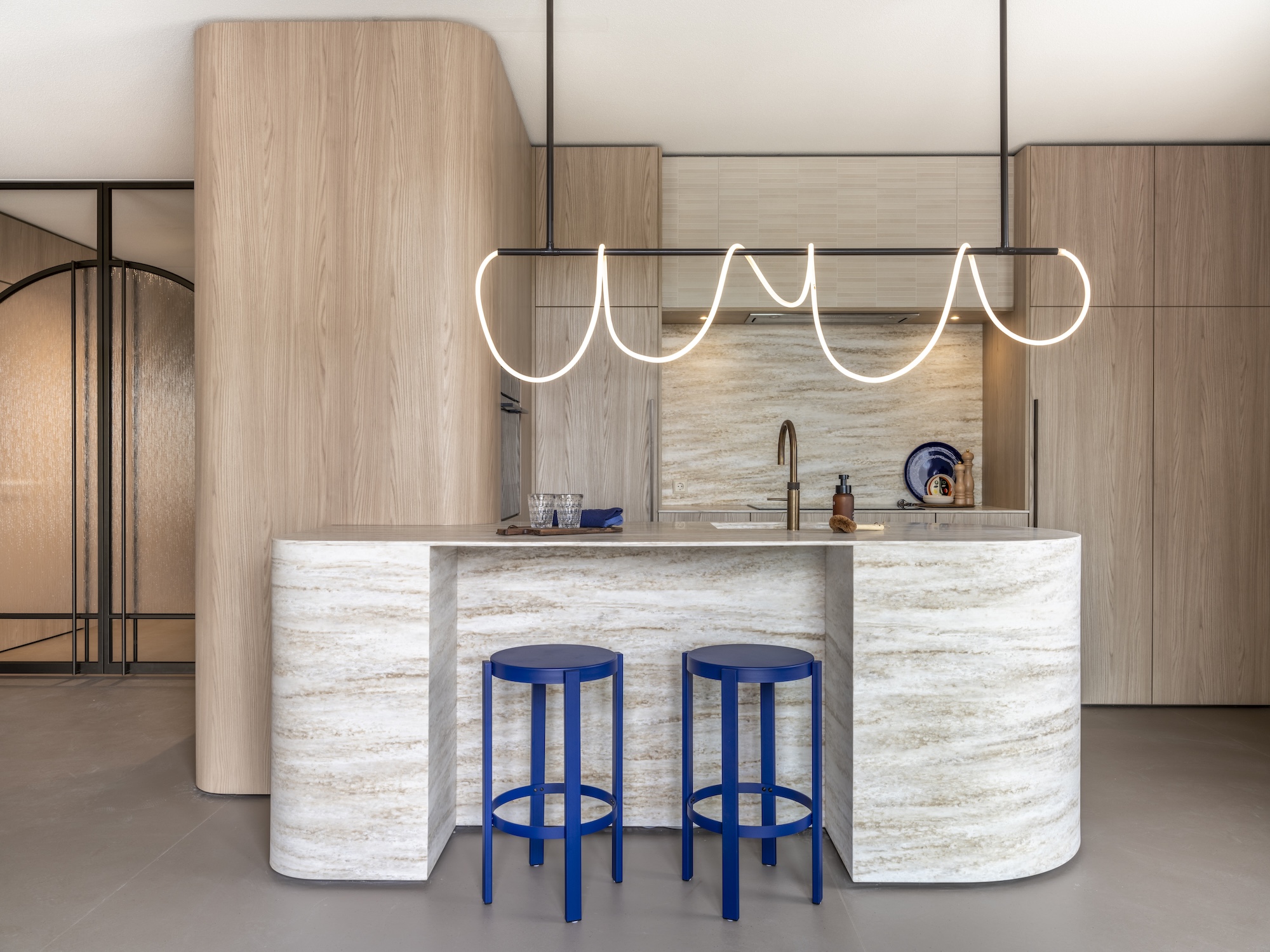 FotoKeuken inspiratie met DecoLegno: natuurlijke materialen en houtlook in moderne keukens